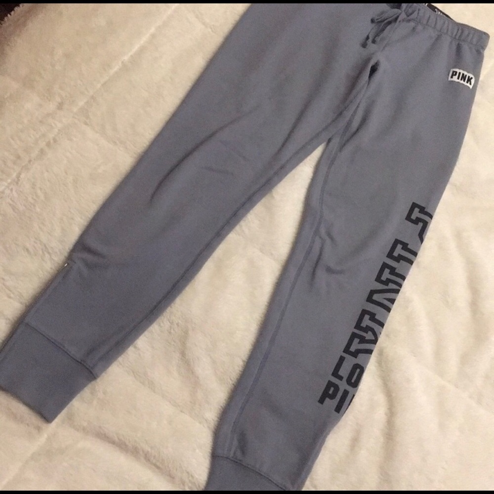 VS pink leggings